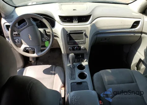 2017 Chevrolet Traverse Ls z USA, uszkodzony, nr VIN 1GNKRFED4HJ180092